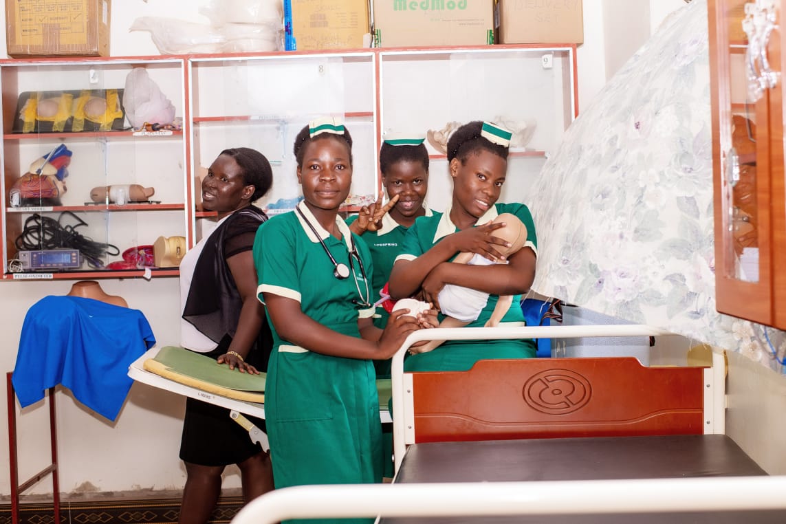 Nursing and midwifery students supported through community health work